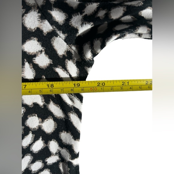 Rafaella 3/4 Sleeve Cotton Comfort Gold Zip Black White Abstract Blouse Top Sz L - Picture 7 of 8